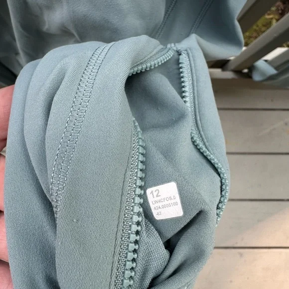 Crater Blue define jacket Lululemon size 12 (Matching bundle available! 🩵✨) - Picture 7 of 7